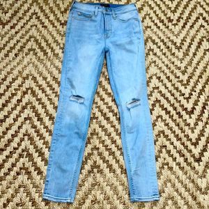 Free Assembly High Rise Skinny size 2 NEW